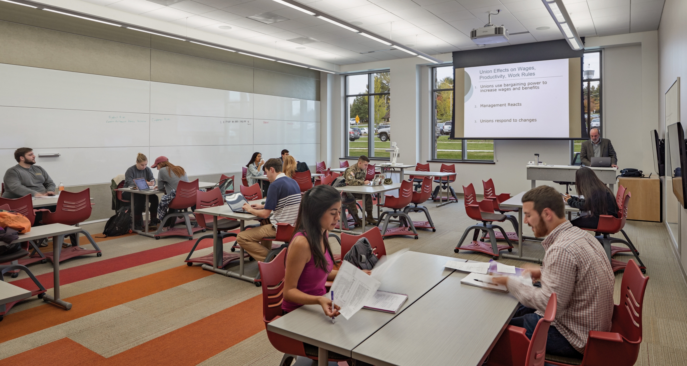 Classroom building eyp
